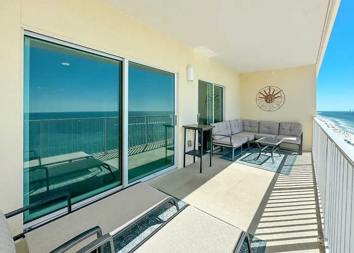 Crystal Shores Unit 1405 Holiday home Gulf Shores