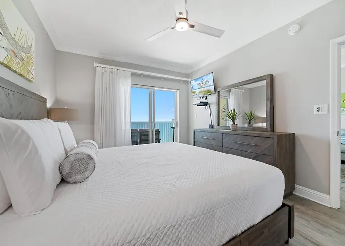 Holiday home Crystal Shores Unit 1405 *