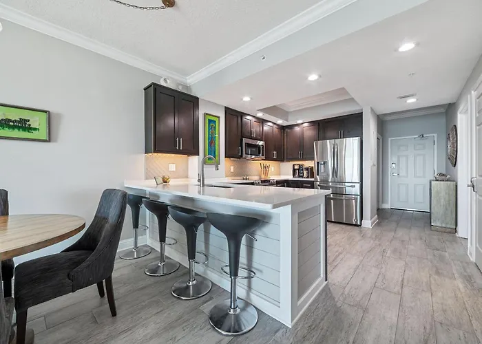 Crystal Shores Unit 1405 Holiday home *